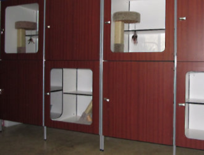 FOREMAN® Locker Systems Cat Condo